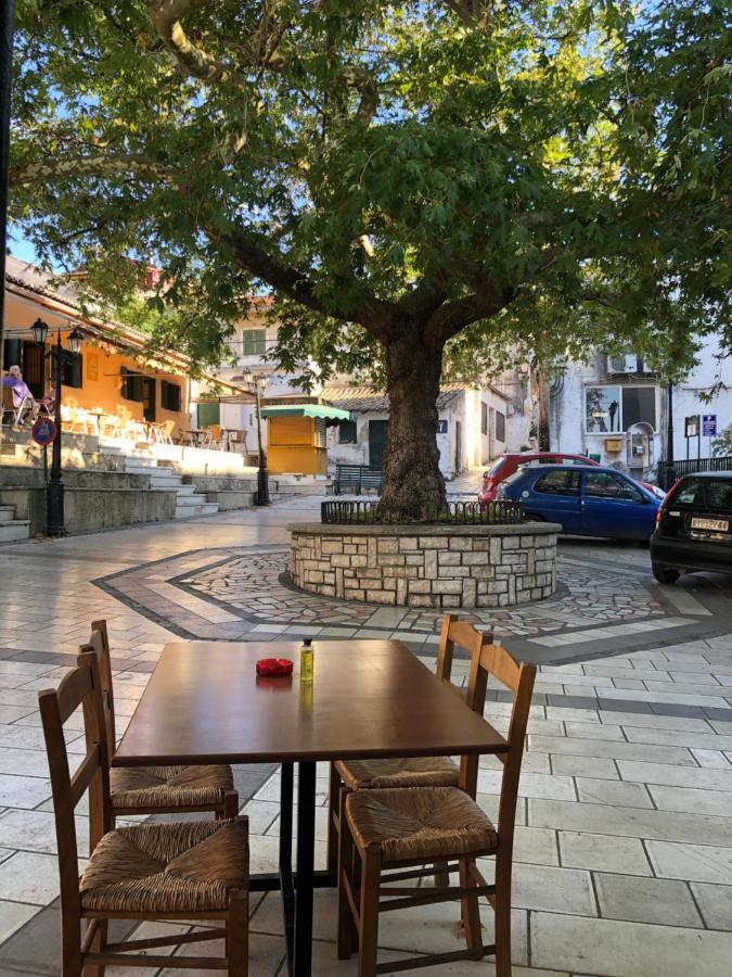 La Maisonette House In The Heart Of Liapades Close To Rovinia Beach & Paleokastritsa المظهر الخارجي الصورة